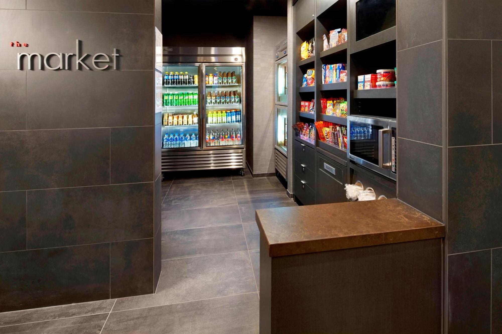 Courtyard By Marriott Houston Intercontinental Airport Hotel Eksteriør billede