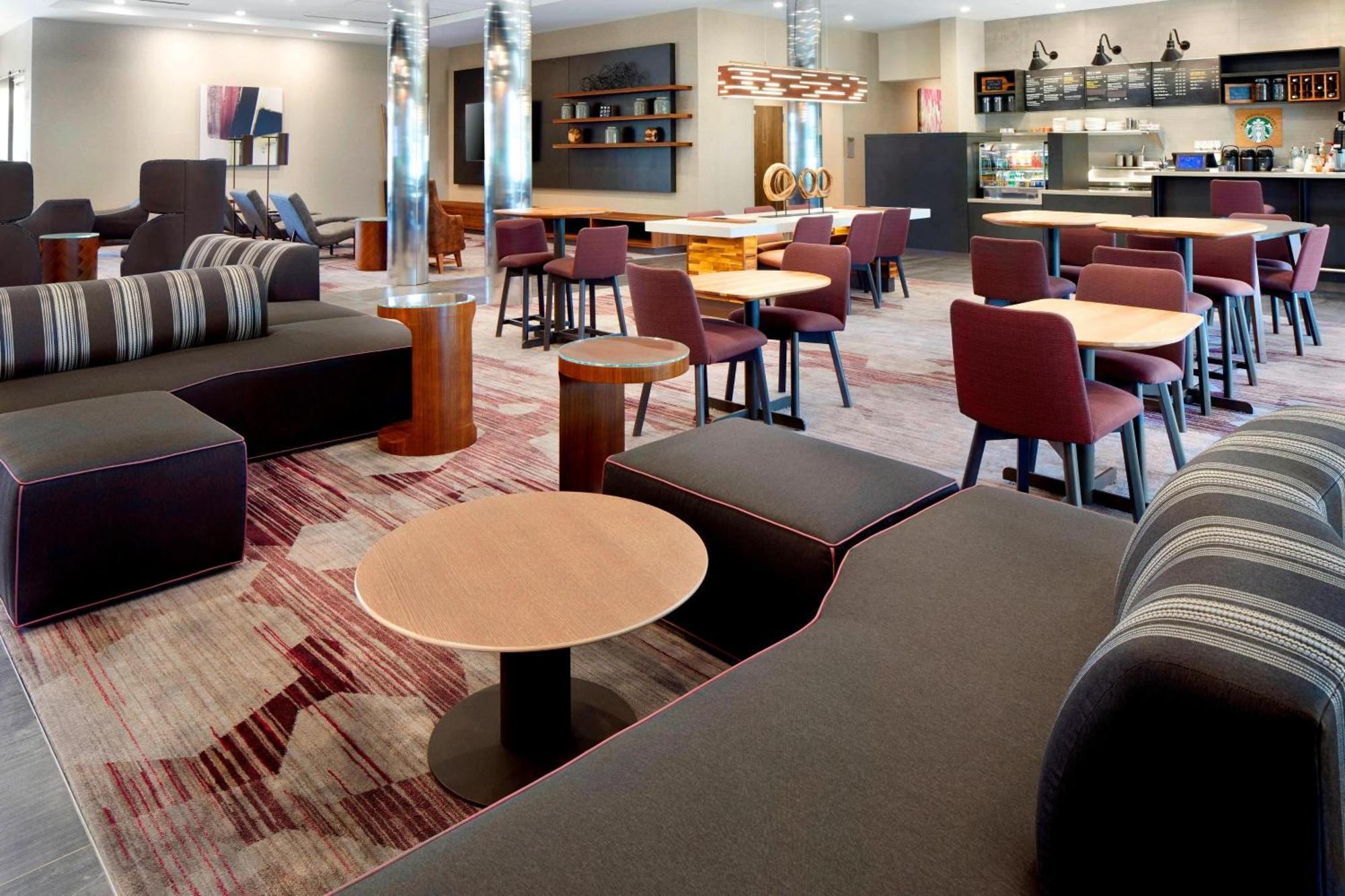 Courtyard By Marriott Houston Intercontinental Airport Hotel Eksteriør billede