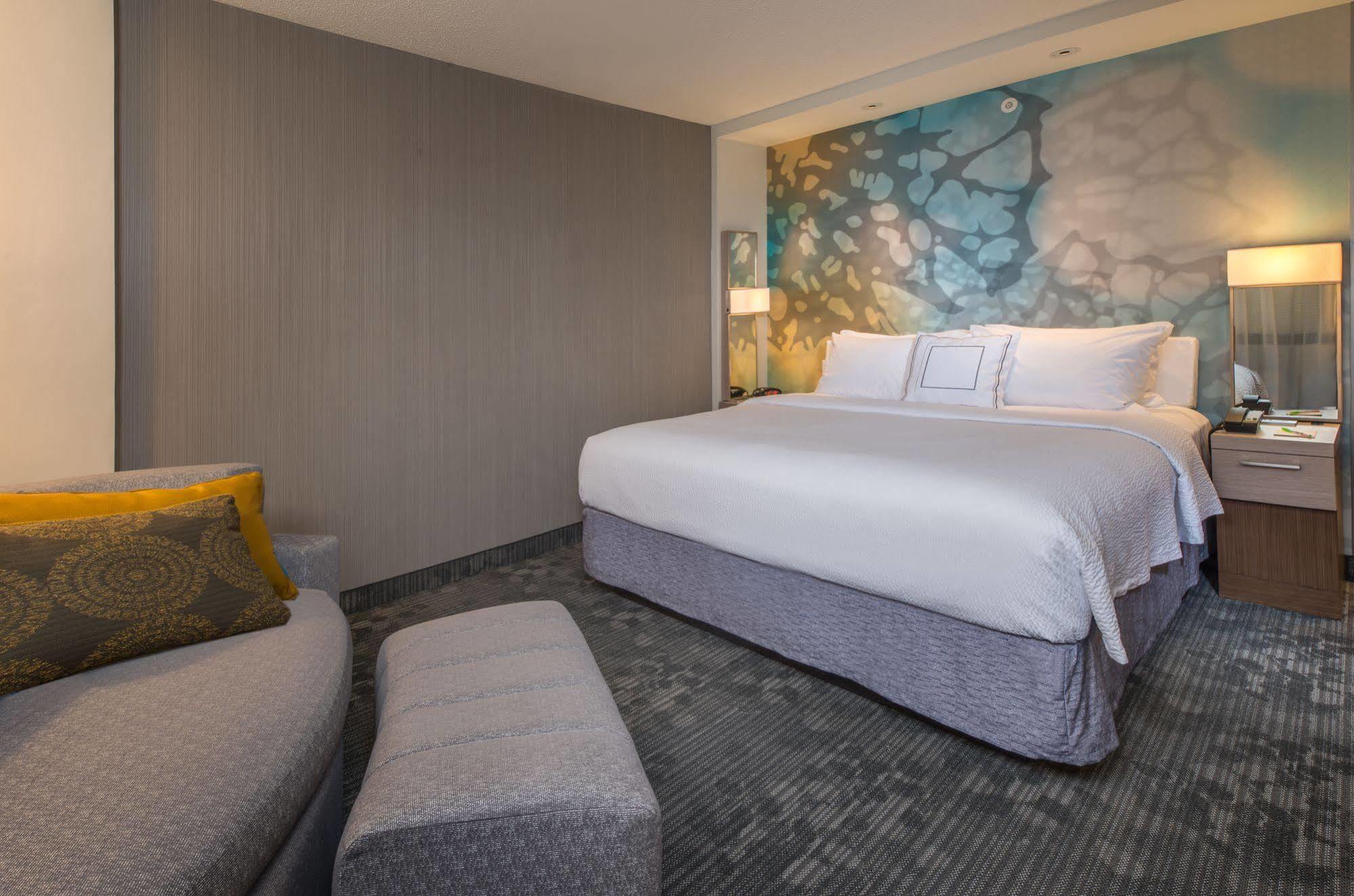 Courtyard By Marriott Houston Intercontinental Airport Hotel Eksteriør billede